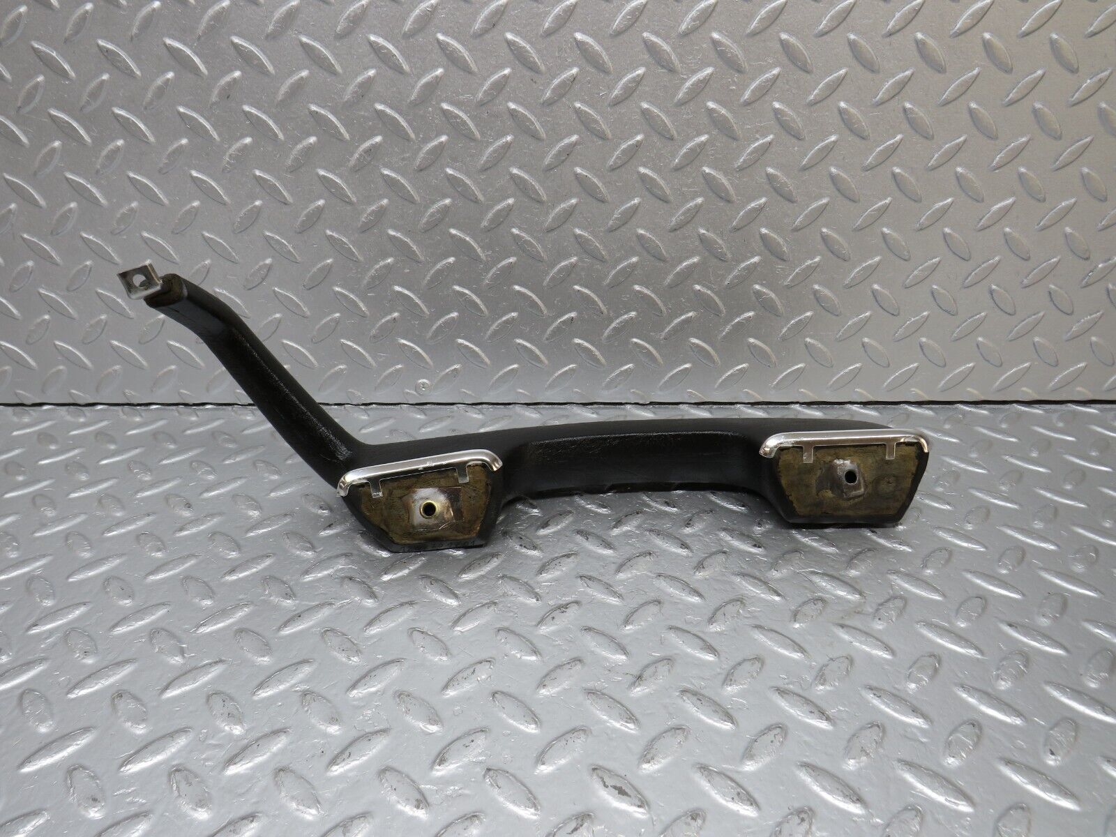 40555 Mercedes-Benz W123 300D Front Left Interior Door Handle Black 1239701701