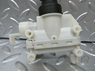 W124 Wagon door lock vacuum actuator front right used OEM