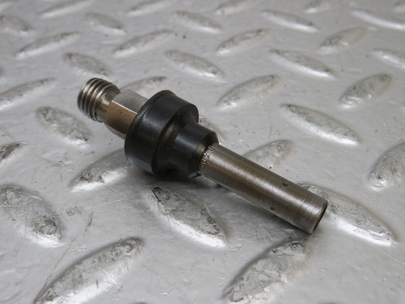 26249 Mercedes-Benz W116 450SE Fuel Injector Bosch 0437502010