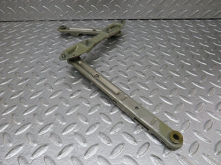 33723 Mercedes-Benz W201 190E 2.0L Bonnet Hinge Right Side