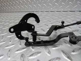 31993 Mercedes-Benz W123 230E Throttle Linkage