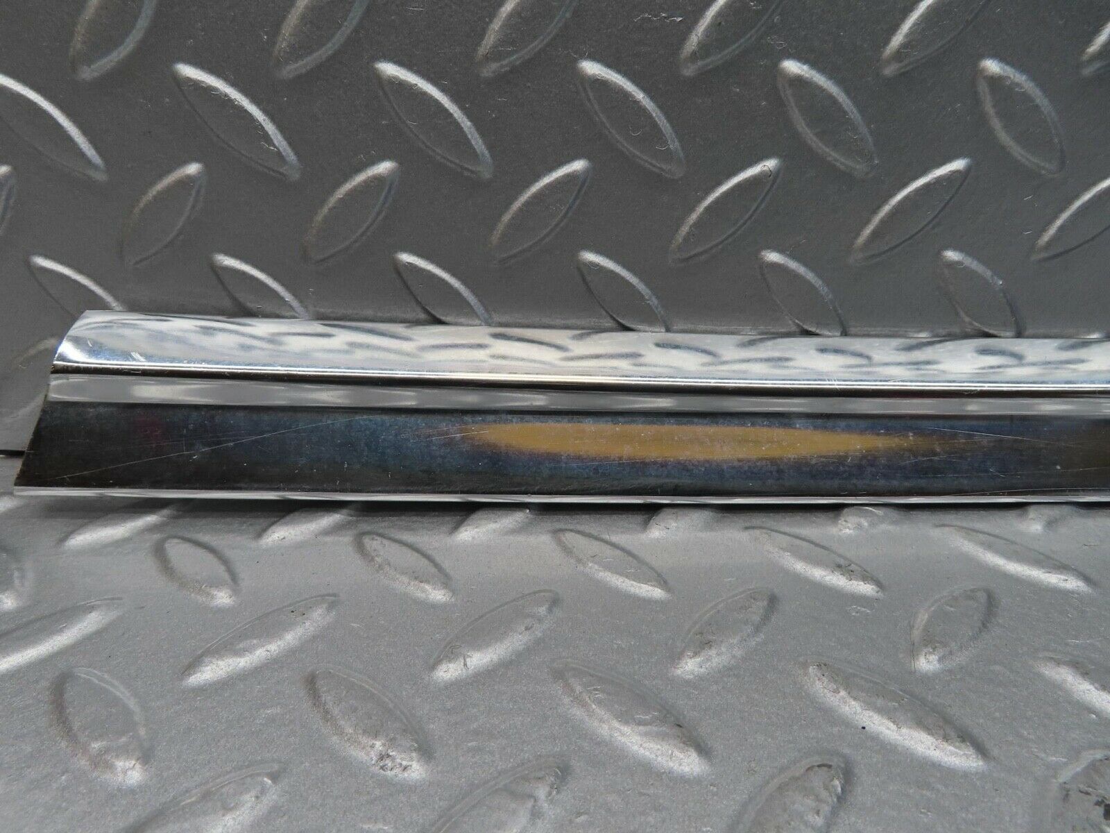14115 Mercedes-Benz C107 280SLC Rear Right Quarter Window Chrome Trim