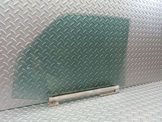 6313 Mercedes-Benz W126 380SE Front Right Door Window Glass