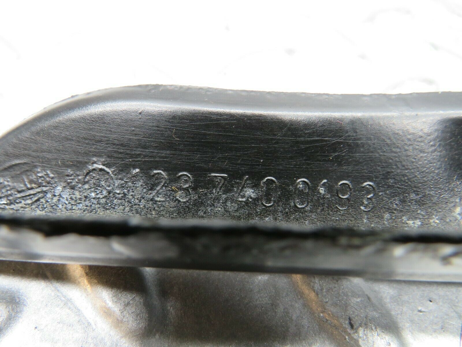 22236 Mercedes-Benz S123 280TE Wagon Tailgate Handle 1237400193