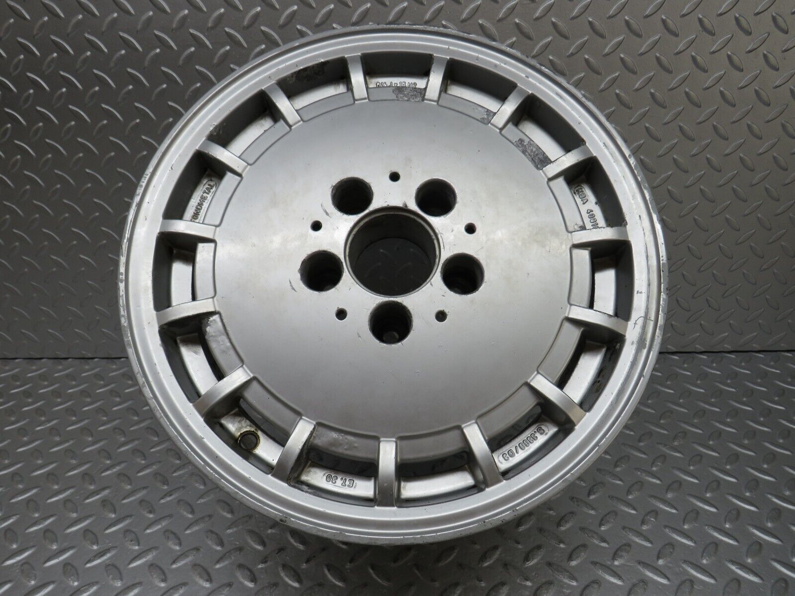 36918 Mercedes-Benz Alloy Wheel 6.5Jx15 H2 ET30