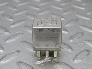 32405 Mercedes-Benz S124 300TE Wagon Multi Purpose Relay 0015420219