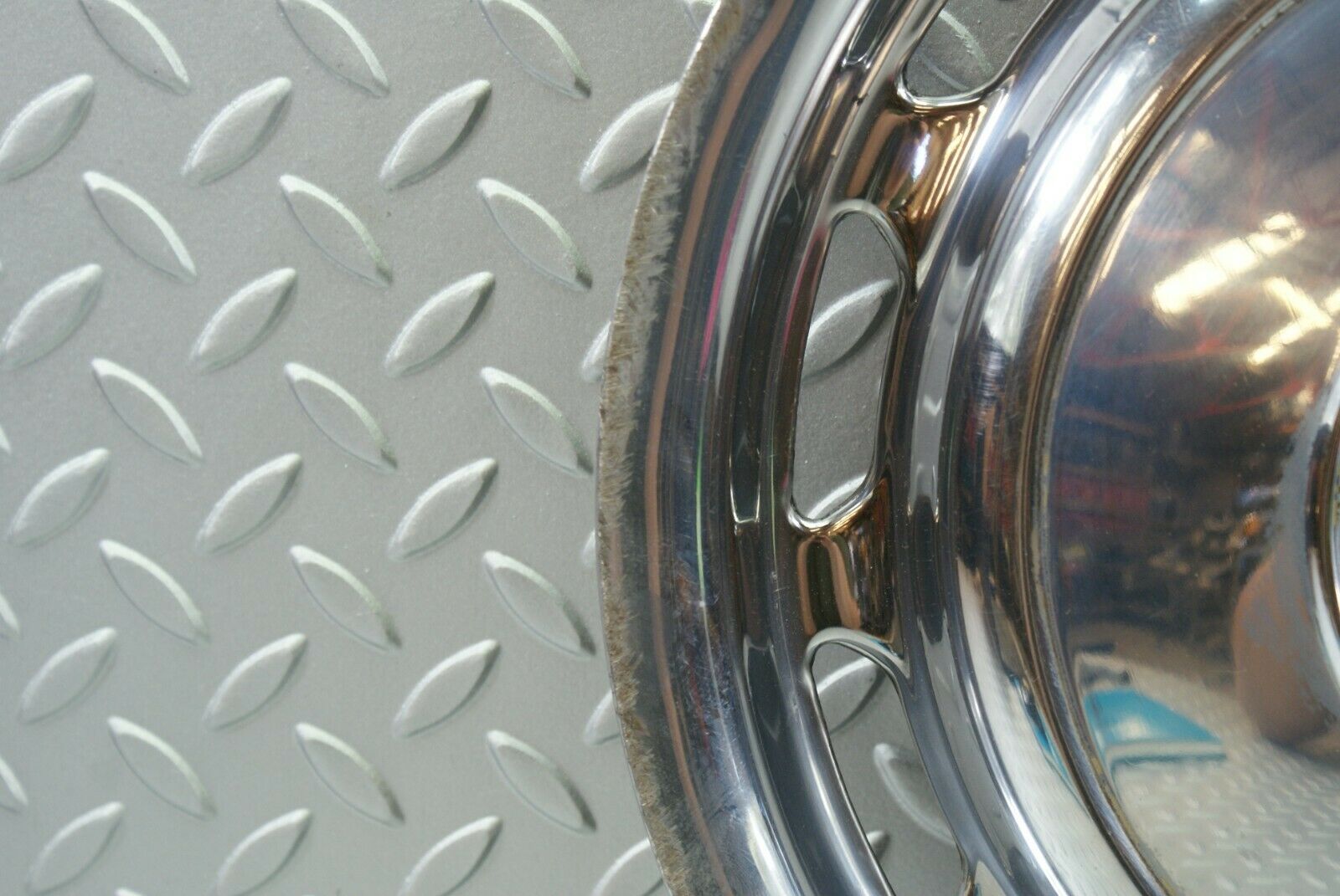 3141 Mercedes-Benz C107 350SLC Coupe Coupe Wheel Trim Hub Cap 14