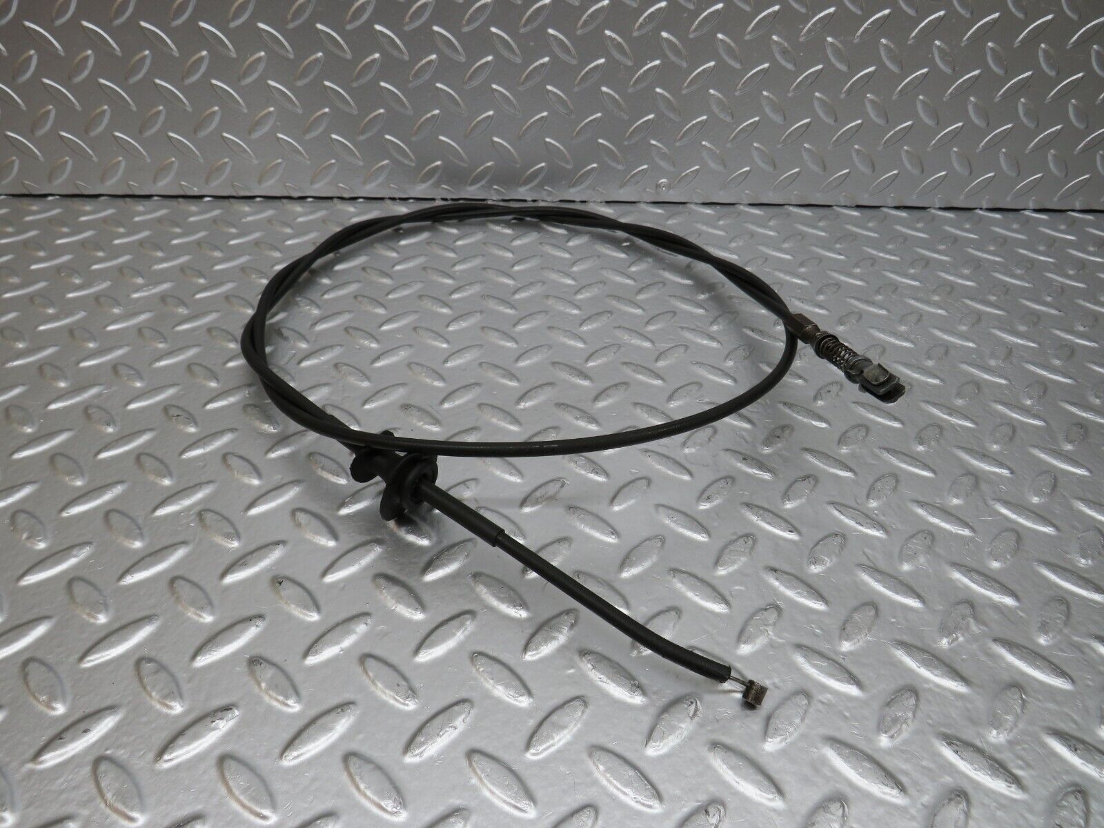 25446 Mercedes-Benz W123 200 Bonnet Release Cable