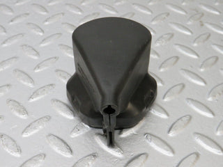 33917 Mercedes-Benz W124 260E Ignition Coil Cover Cap 0001582285