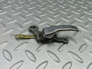 5825 Mercedes-Benz W123 200 Right Interior Door Handle