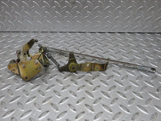 27413 Mercedes-Benz W123 280E Throttle Linkage 0025450114