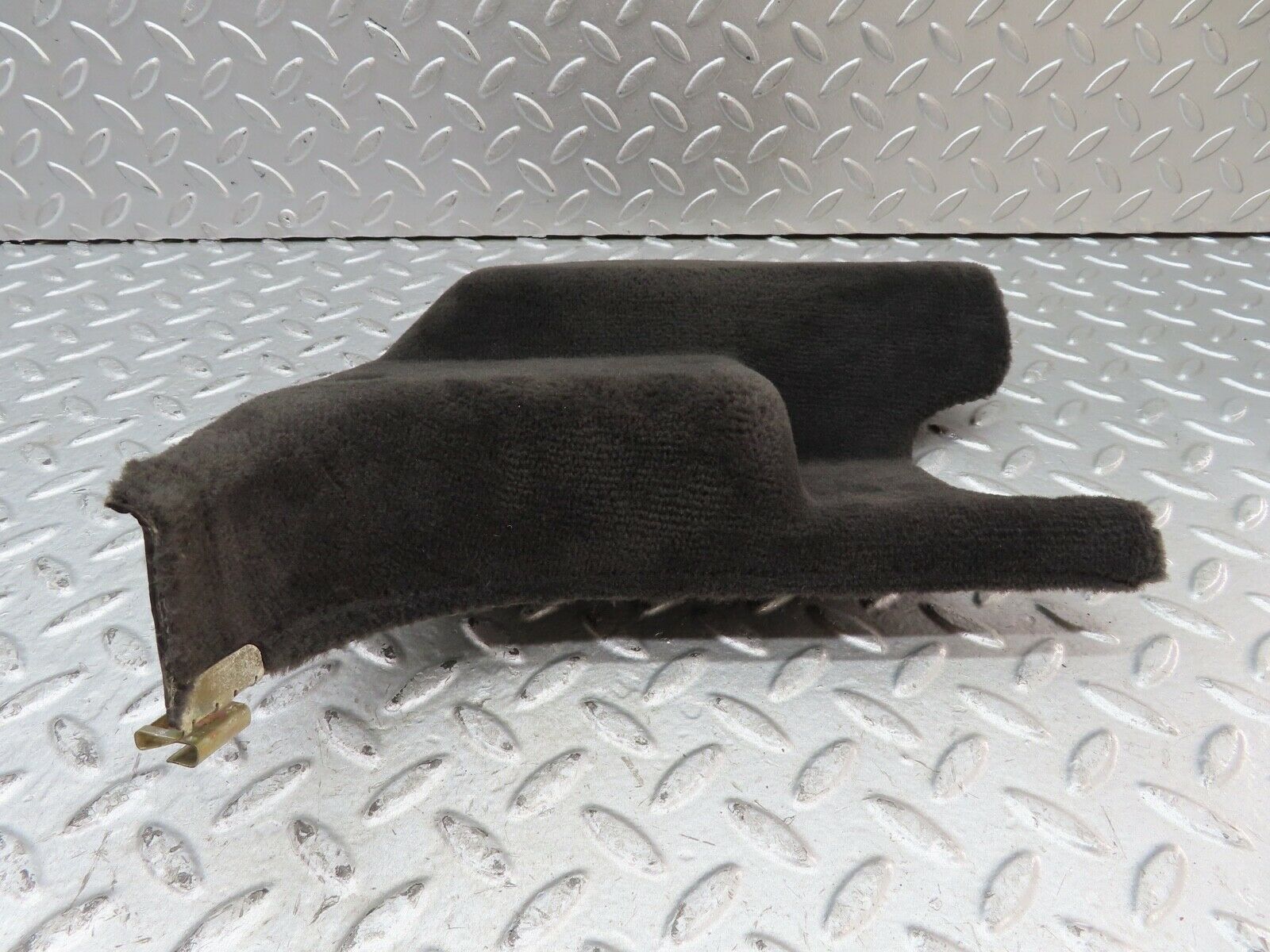 19430 Mercedes-Benz C140 CL420 Coupe Front Right Kick Panel Grey 1406800480