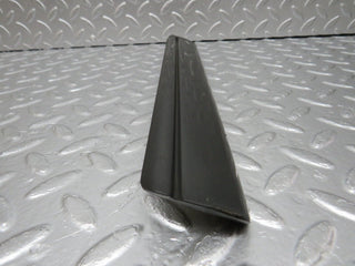 33996 Mercedes-Benz W124 260E Front Right Fender Wing Centre Moulding Trim