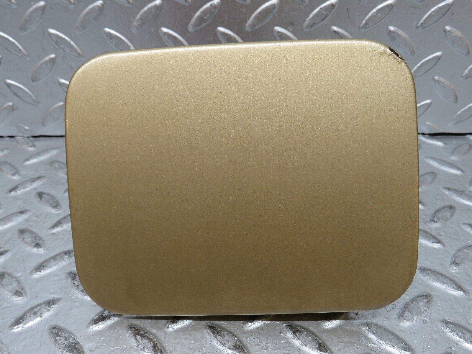 28488 Mercedes-Benz S123 240D Wagon Fuel Tank Flap Cap 1235841639