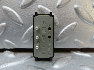 W140 Coupe seat belt presenter switch used OEM