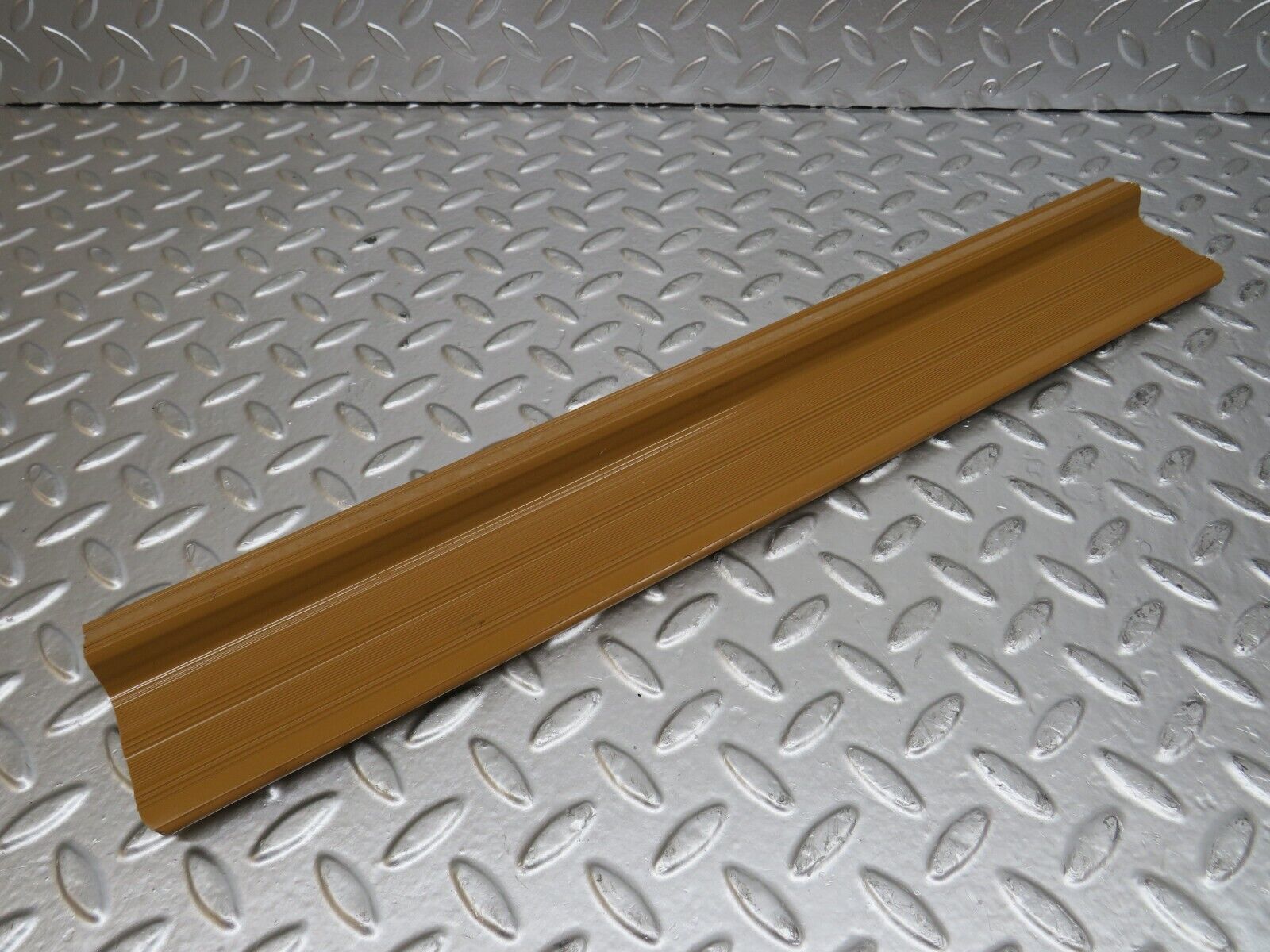 25432 Mercedes-Benz W123 200 Rear Left Door Sill
