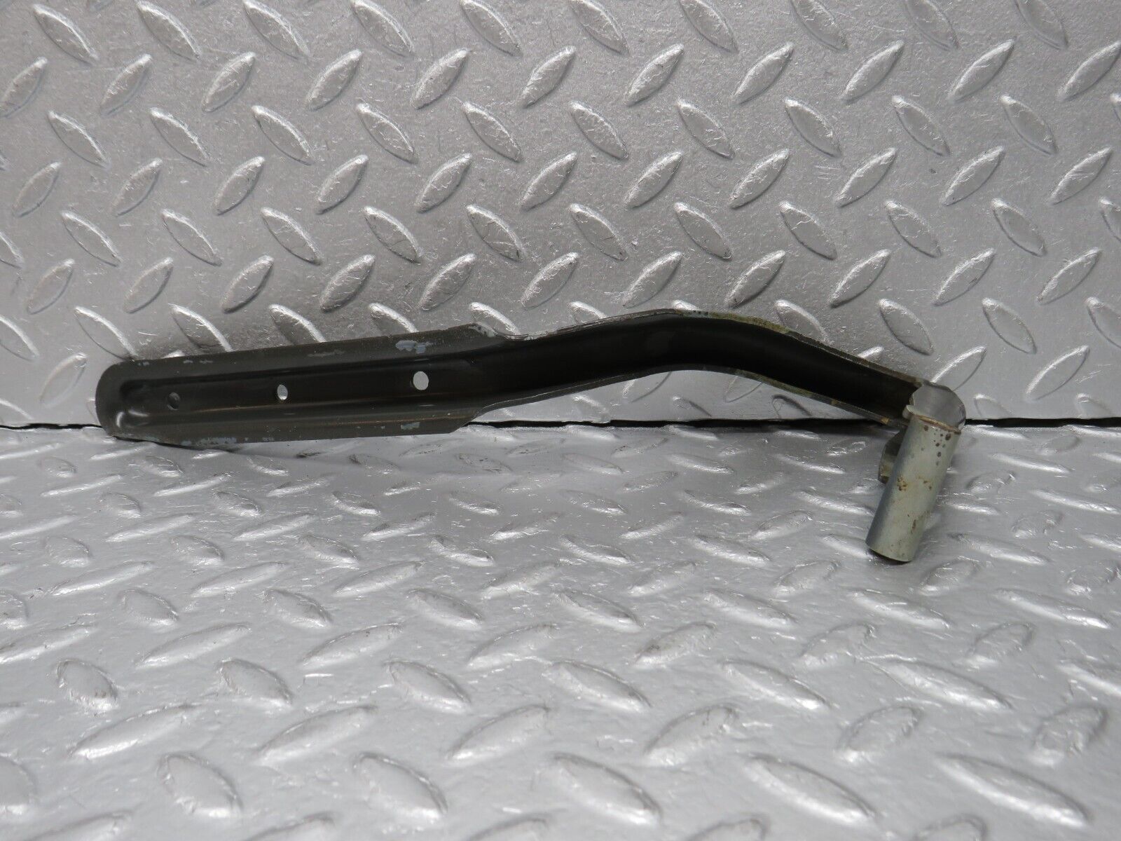 39085 Mercedes-Benz R107 500SL Coupe Soft Top Lid Hinge Left Side