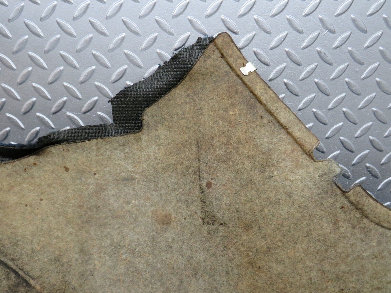 31932 Mercedes-Benz W123 230E Centre Console Carpet Left Blue