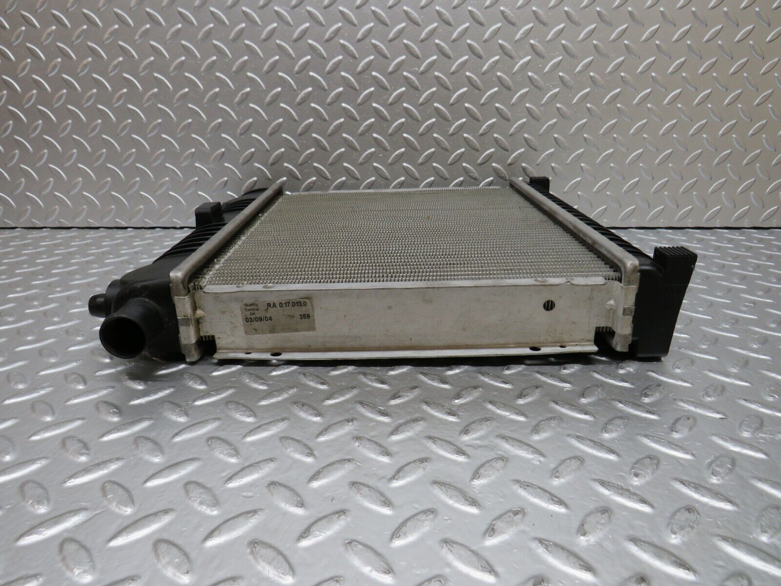 30894 Mercedes-Benz W201 190E 2.0L Engine Coolant Radiator RA 0170130