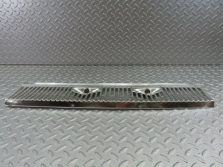 7385 Mercedes-Benz W116 450SE Air Intake Grill Chrome