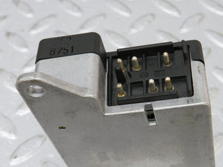 33717 Mercedes-Benz W201 190E 2.0L Crash Sensor 0038200610 0285001050