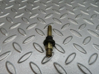 R129 SL fuel injector used OEM