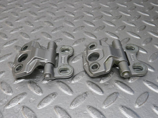 34915 Mercedes-Benz W210 320E Door Hinge Left Side