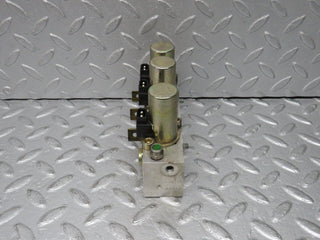 38383 Mercedes-Benz R129 280SL Coupe Roof Hydraulic Valve Right 1298002678