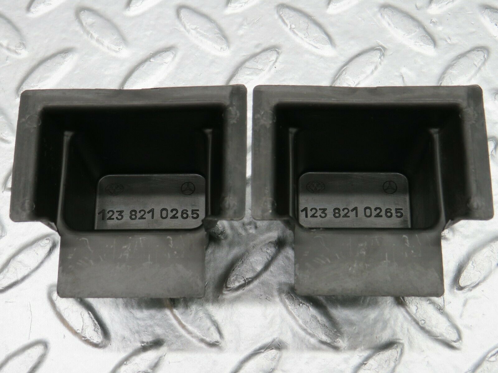 22308 Mercedes-Benz S123 280TE Wagon Electric Window Switch Bucket 1238210265