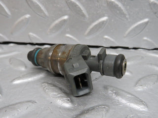 R129 SL fuel injector used OEM