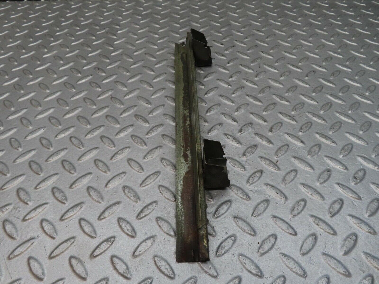 12353 Mercedes-Benz W108 280SE 3.5 Rear Left Window Channel