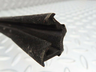 6612 Mercedes-Benz S124 E220 Wagon Window Seal Rubber Rear Right