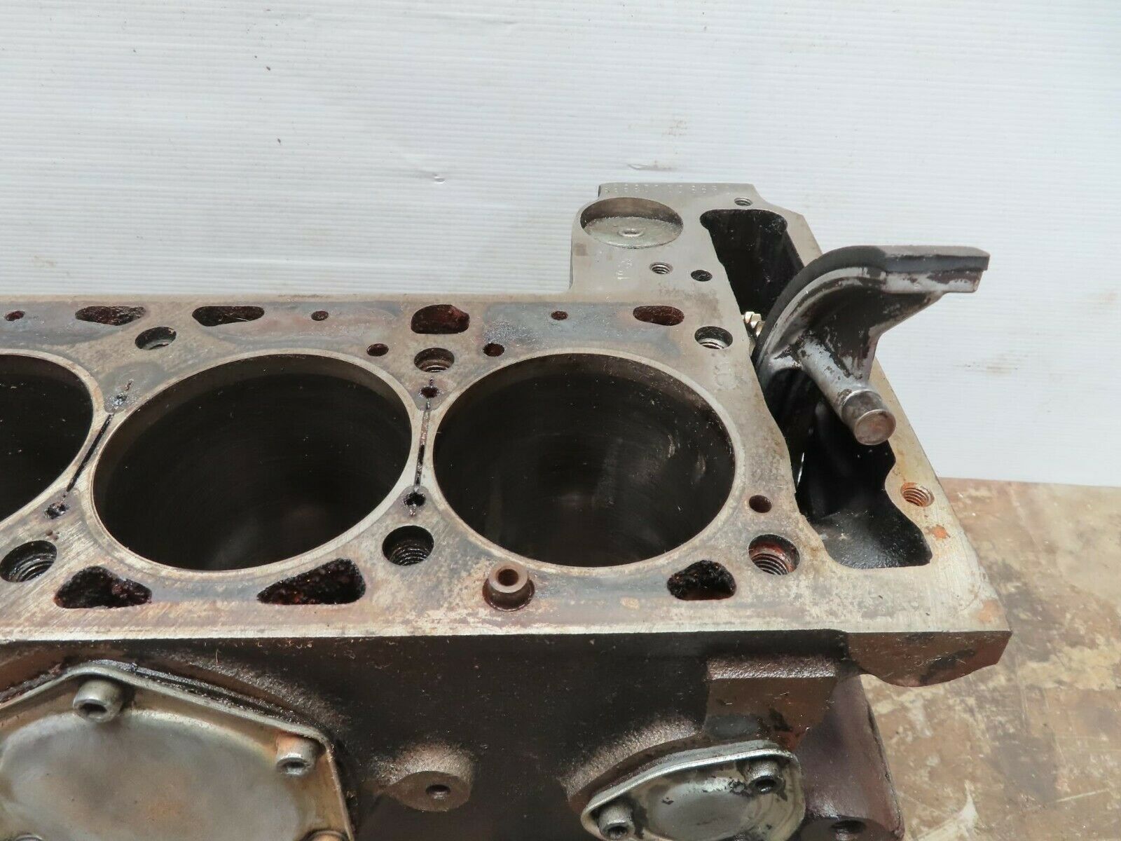 10190 Mercedes-Benz C123 280CE Coupe Engine Block 1100111101 M110.988