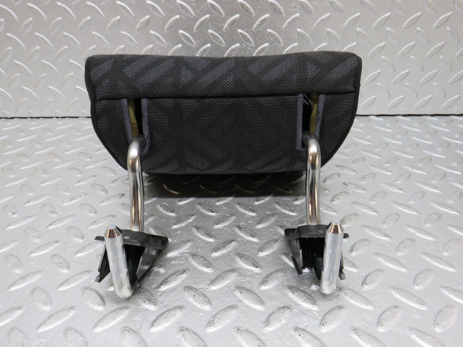 33388 Mercedes-Benz W202 C180 Rear Headrest