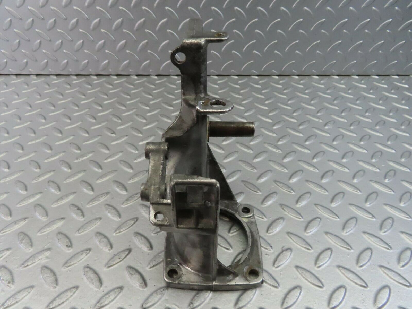 10084 Mercedes-Benz C123 230CE Coupe Brake Pedal Bracket Support 1232900219