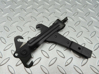 3847 Mercedes-Benz S123 200T Wagon Handbrake Adjusting Handbrake Regulator