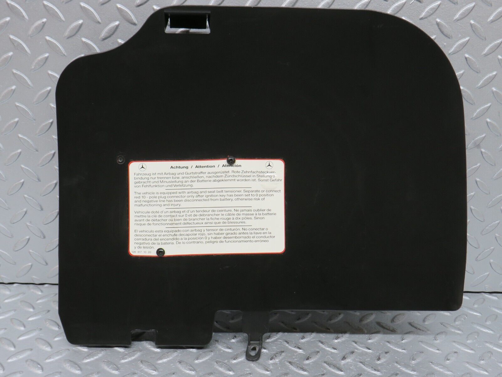 38702 Mercedes-Benz W201 190E 2.6L Front Left Front Cable Channel Cover 2016841137