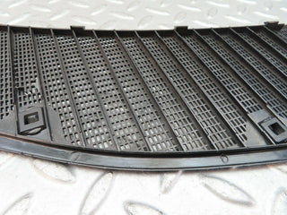 W123 Coupe air intake grill left side used OEM