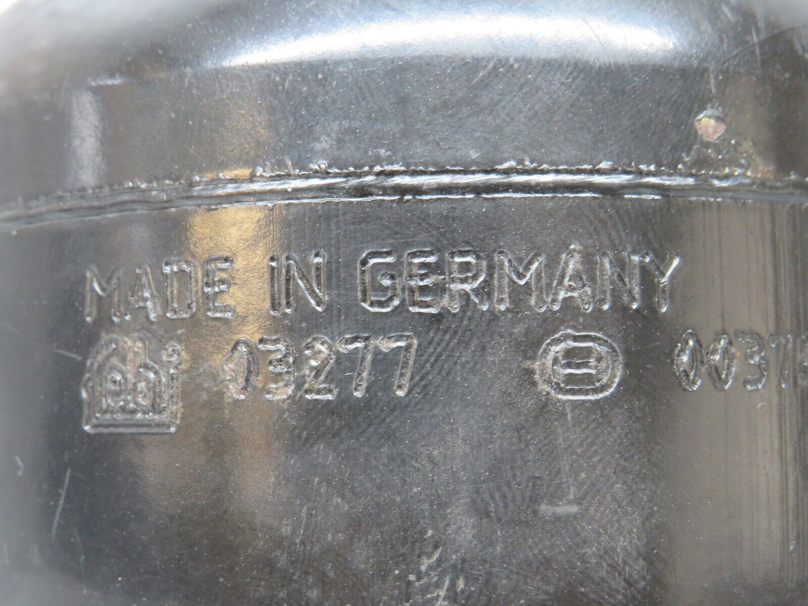 31549 Mercedes-Benz S124 220TE Wagon Rear Suspension Sphere 0037801723