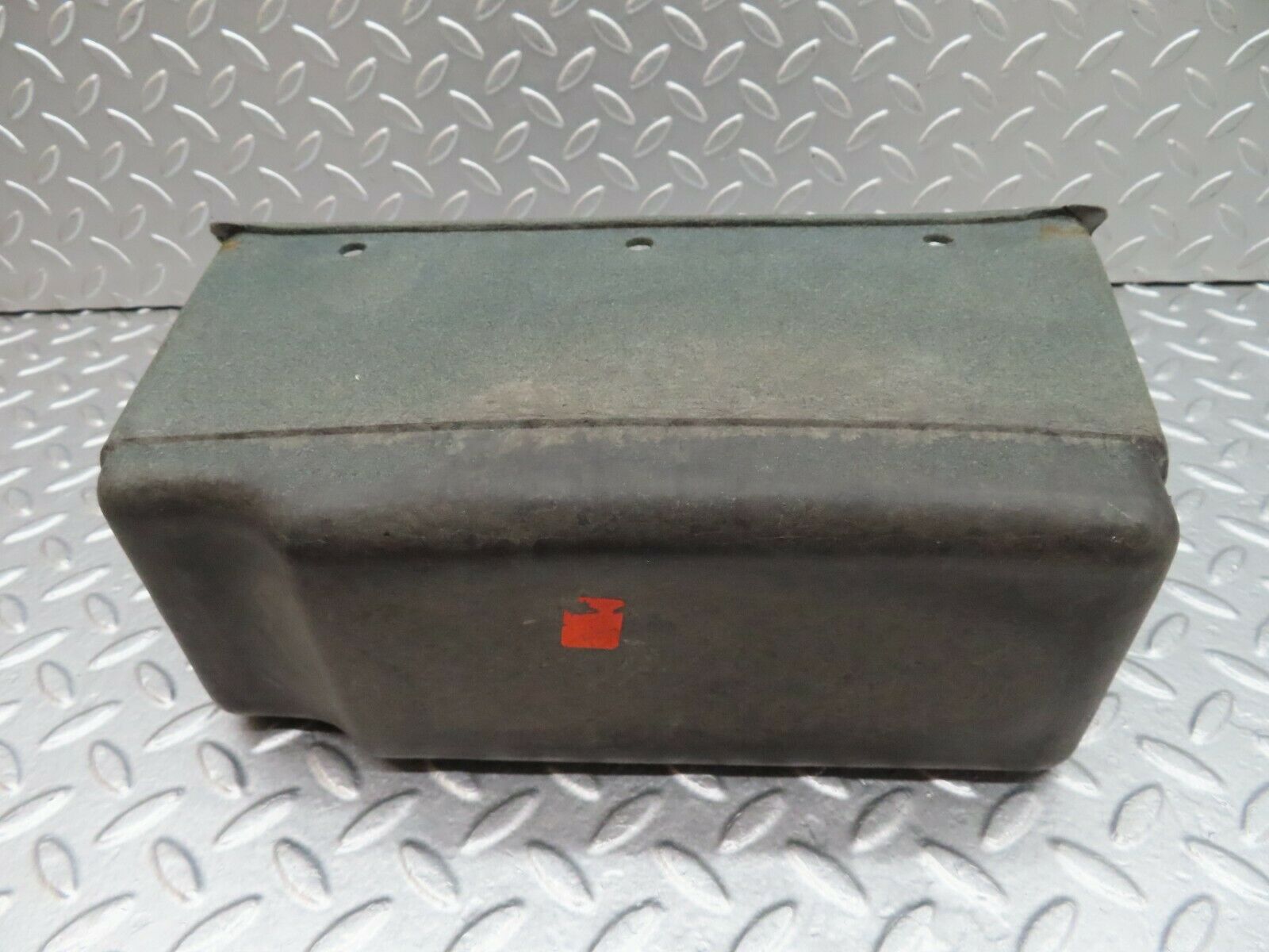17962 Mercedes-Benz W123 200 Glove Box