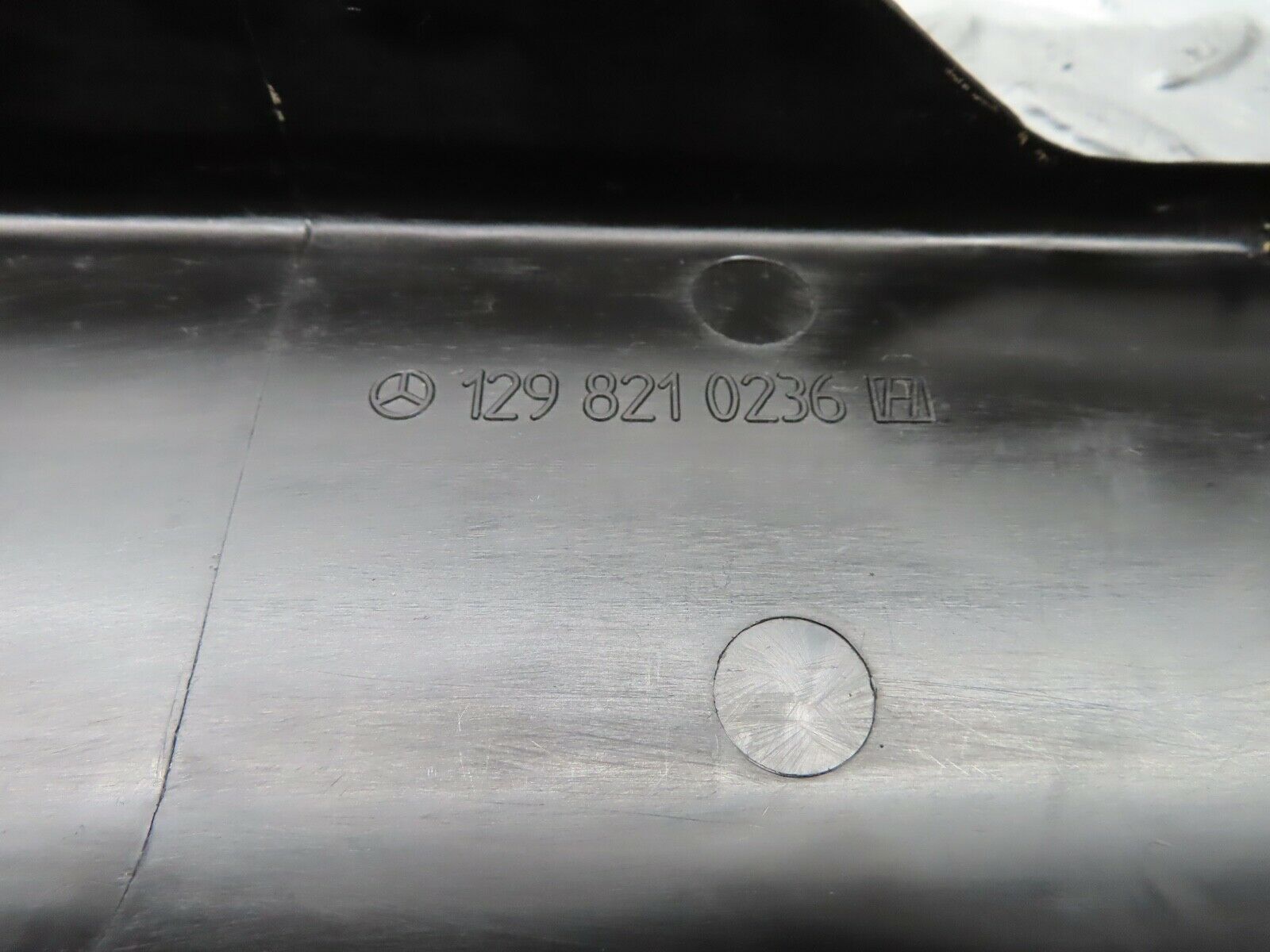 19888 Mercedes-Benz R129 300SL Coupe Front Right Cable Channel 1298210236