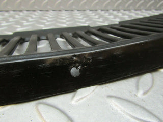 W115 external air ventilation grille used OEM