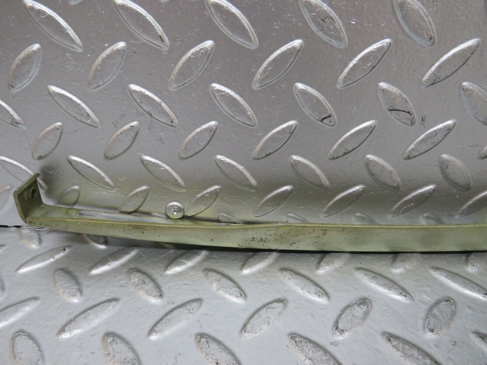 26464 Mercedes-Benz C124 220CE Coupe Left Door Window Channel