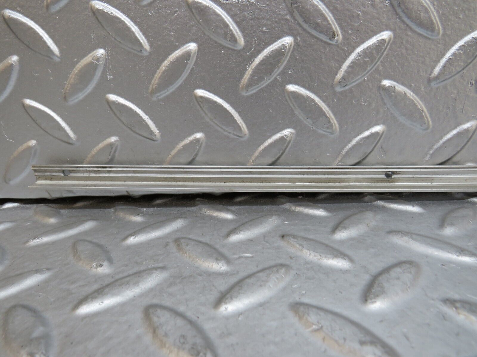 29607 Mercedes-Benz W124 230E Sunroof Trim
