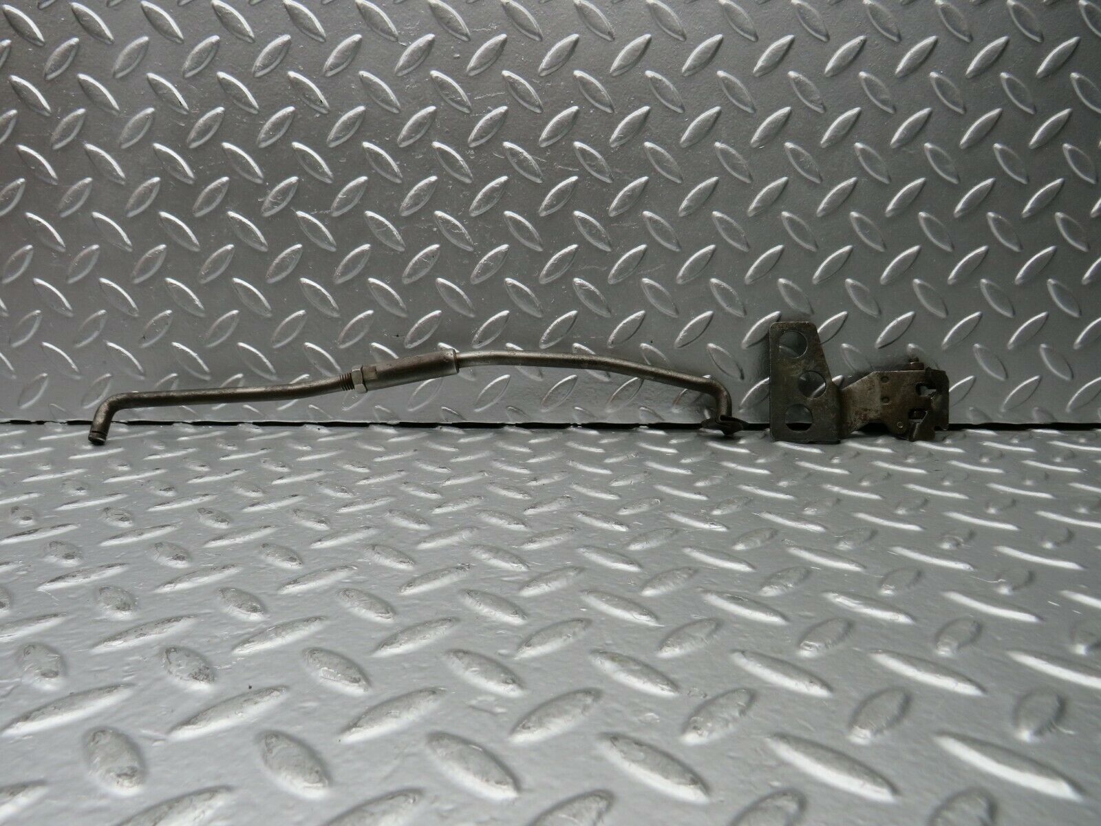 22904 Mercedes-Benz C107 450SLC Coupe Gearbox Linkage