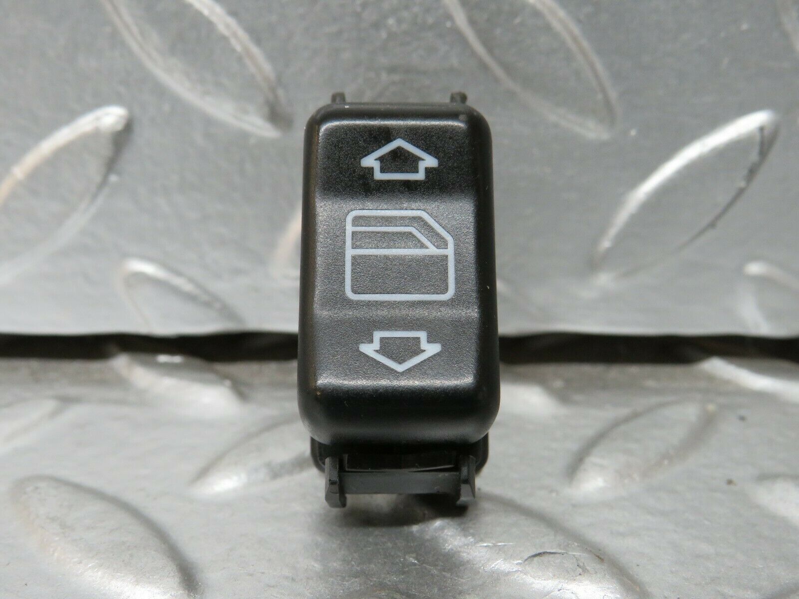24286 Mercedes-Benz S124 220TE Right Electric Window Switch  1248209410