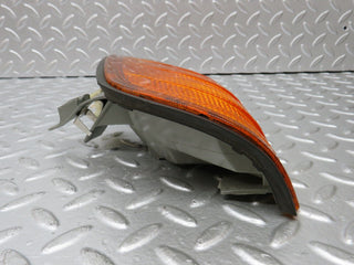 31273 Mercedes-Benz S124 220TE Wagon Front Right Indicator Light Bosch 42700R6