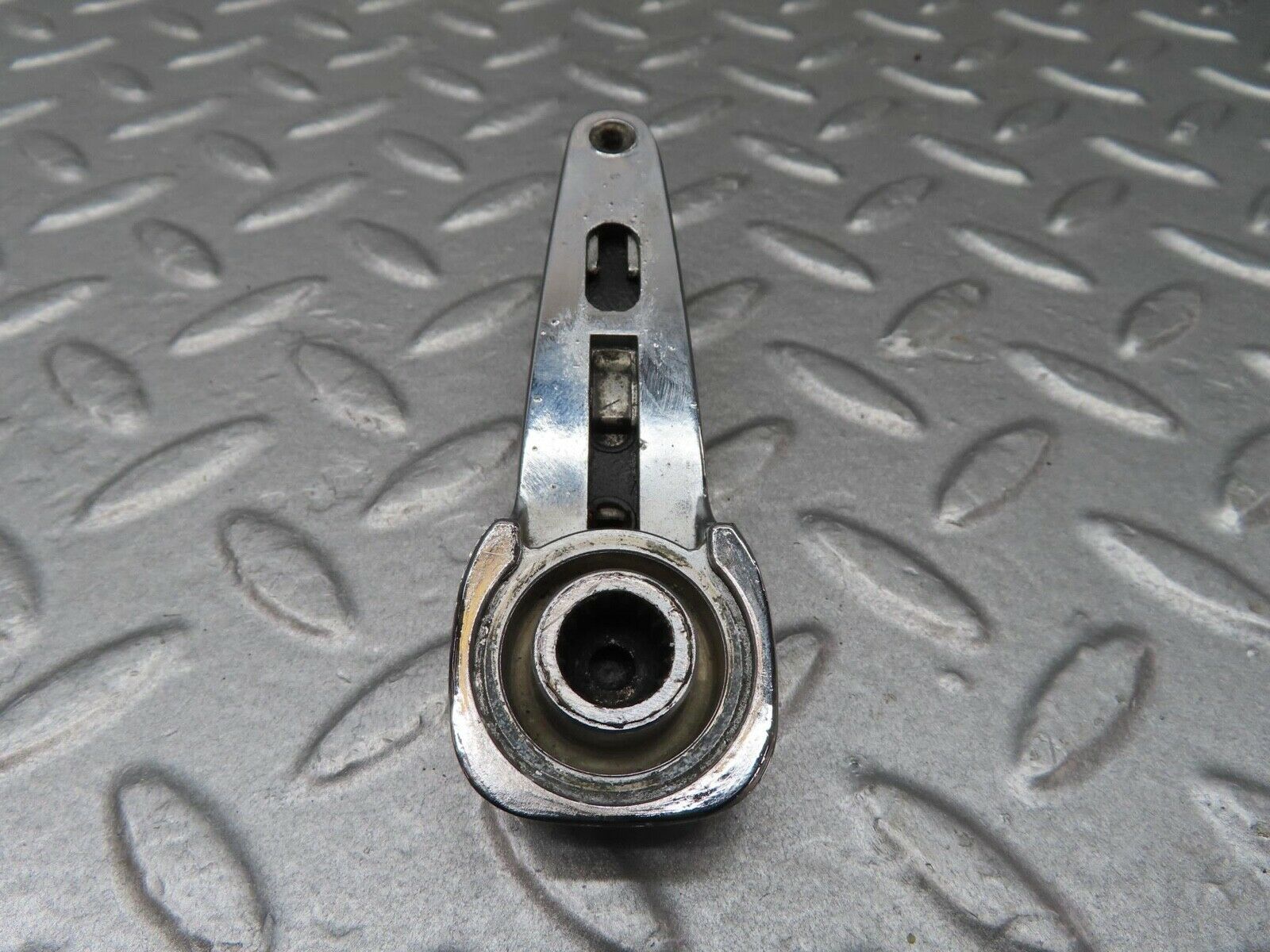 12762 Mercedes-Benz W111 220SE Window Lifter Crank Handle
