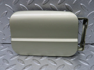 0565 Mercedes-Benz W123 230E Fuel Tank Flap Cap 1235840039