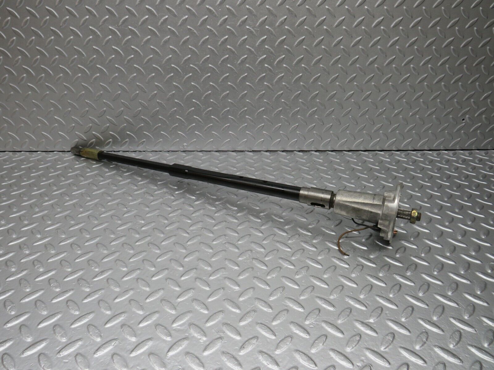 40012 Mercedes-Benz R107 350SL Steering Column Shaft